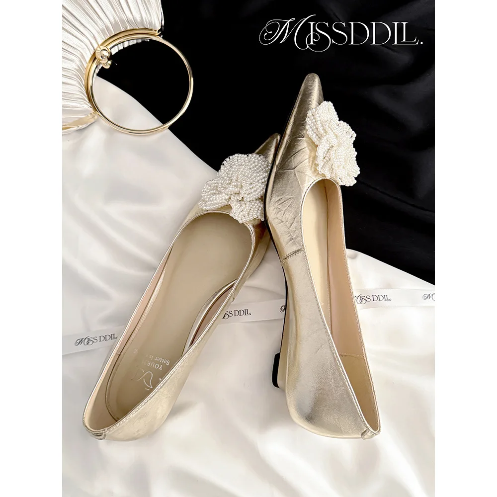 New Womens Shoes Exquisite Imitation Pearl Flower Low Heels for Woman Fashion Model Casual Shoes Designer Shoes Zapatos De Mujer - view 3