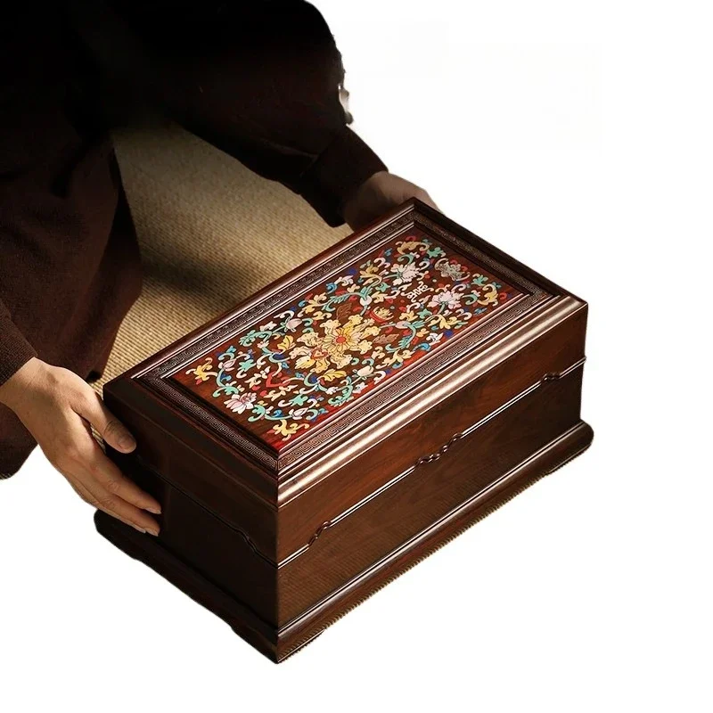 Lao big red rosewood jewelry box, snail box, mahogany high-end cultural and play collection box, retro solid wood storage  .