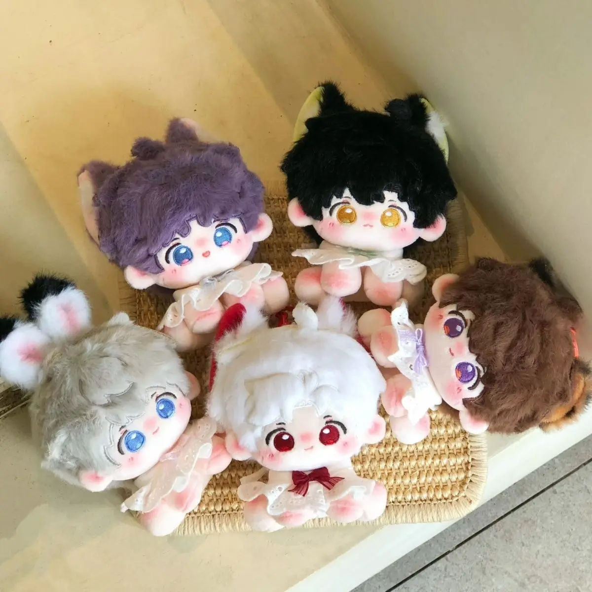 

10cm Anime Love and Deepspace Zayne Xavier Sylus Rafayel Monster Body Sitting posture Fluffy Dolls Maumet Puppet Mascot Gift