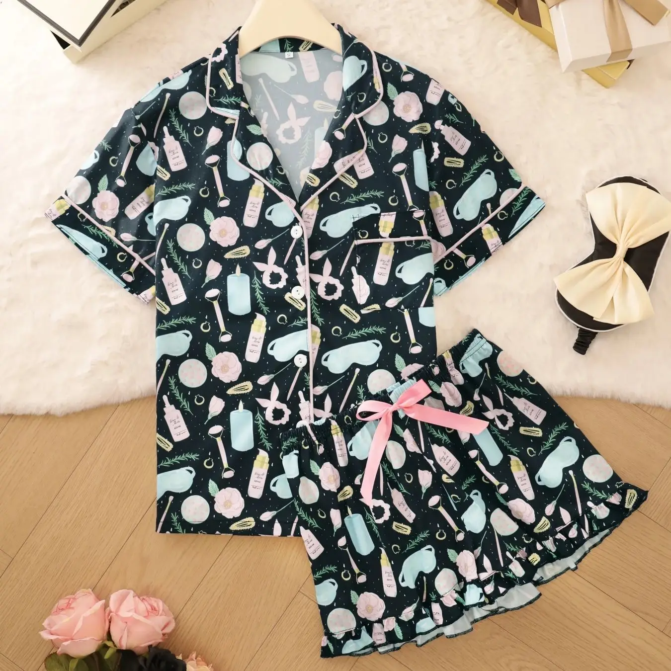 Dark style beauty, skincare, printed pajamas set for women, lapel, short sleeved shorts, atmospheric home wear