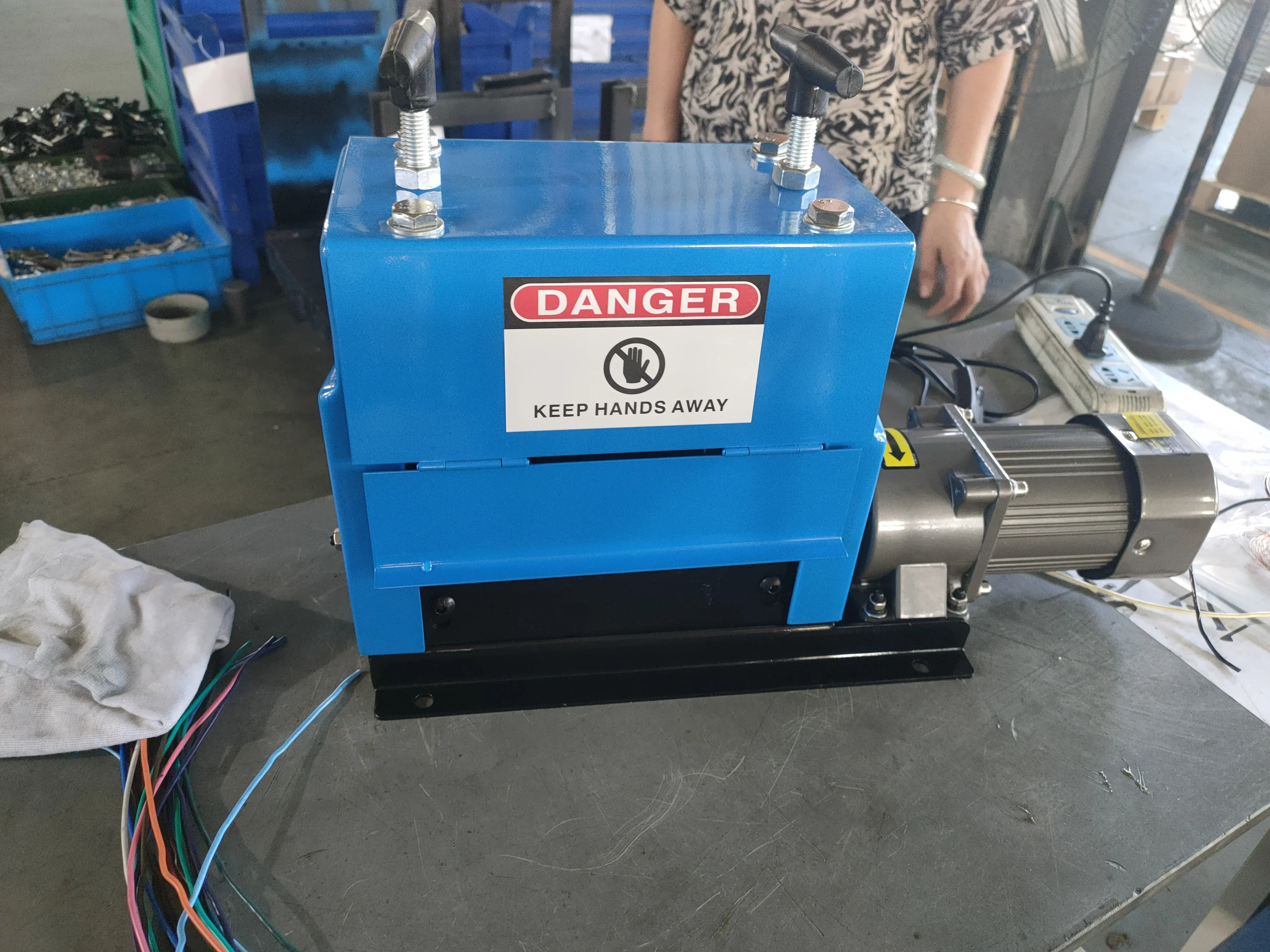 آلة تجريد الكابلات الأوتوماتيكية ACCE آلة فرز إعادة تدوير الأسلاك النحاسية بسعر منخفض #5