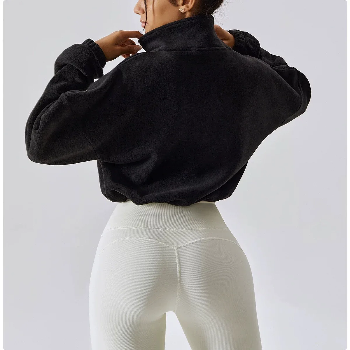 Women's warm sports and leisure jacket, autumn and winter fleece stand up collar loose and plush warm short jacket