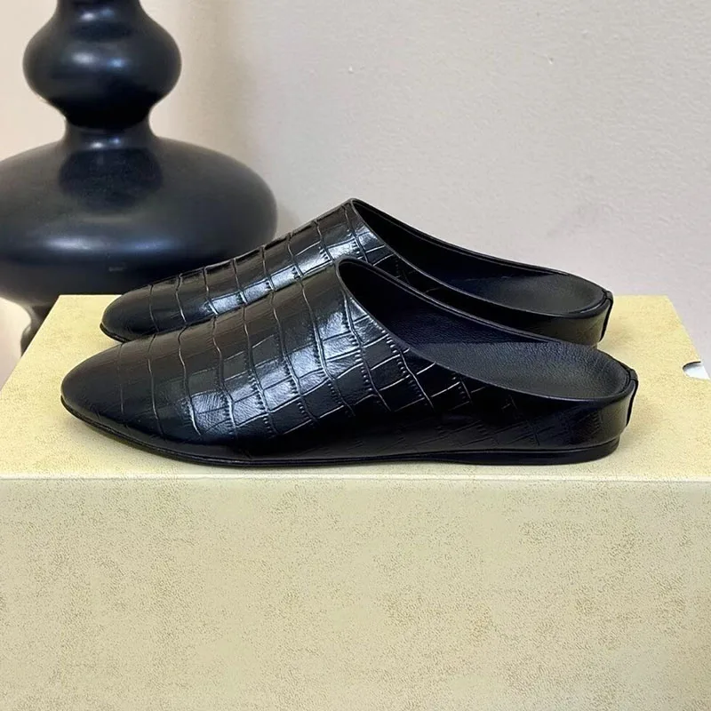 Lazy Mules Closed Toe Genuine Leather Half Slipper Women Retro Flat Bottom Spring Summer Vacation Slippers Zapatos De Mujer