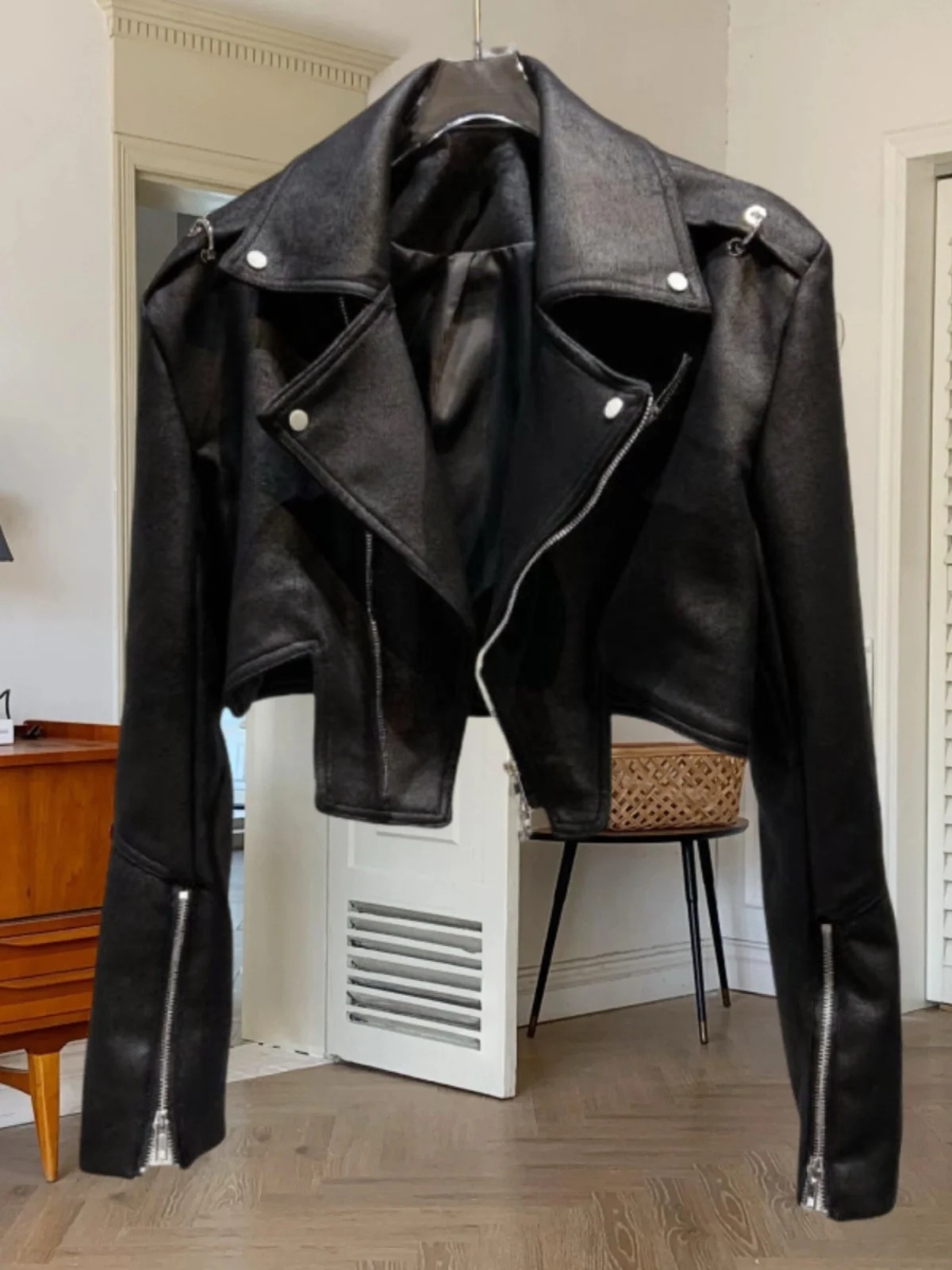 Jaqueta de Couro Sli Ort para Mulheres, Nova Moda, Cor Caramelo, Design Moderno, Roupas de Motocicleta, Casual para o Dia a Dia, Couro PU