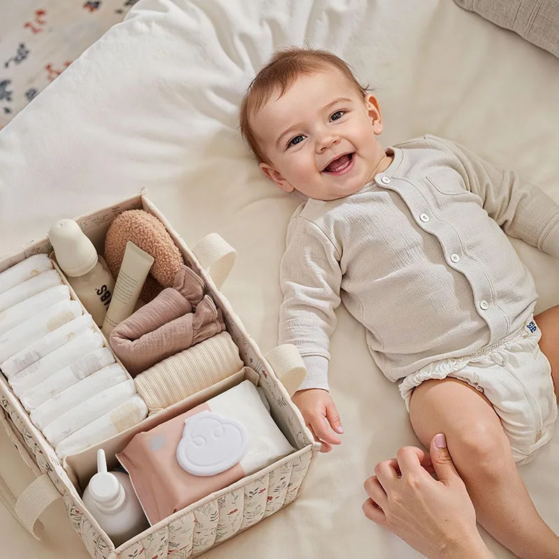 

Mother and Baby Out Diaper Storage Bag Large Capacity Portable Diaper Bag Multi-functional Baby Products Travel Handbag