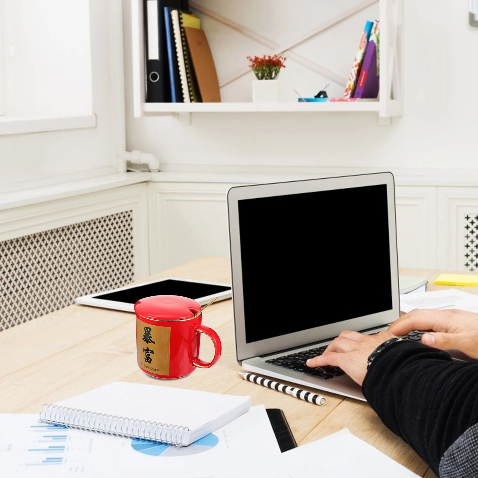 

1Set Ceramic Mug Tea Cup with Spoon Lid Chinese Style Drinkware New Year Gift Creative Festival Design Wealth Mug