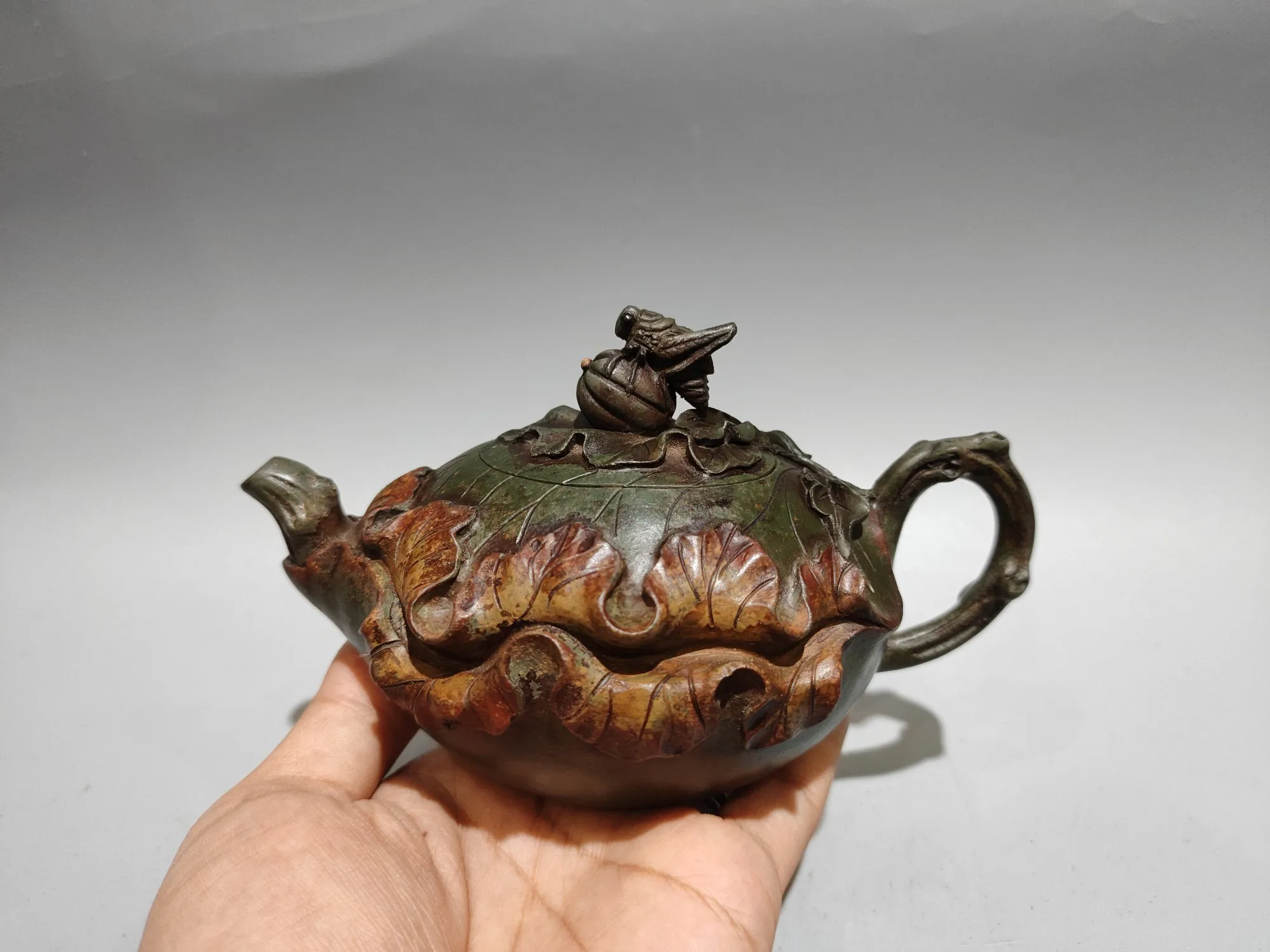 Yixing Purple Clay Teapot grasshopper insect cover Lotus leaf melon fruit shaped pot Kettle Teapot  Amass wealth Ornaments
