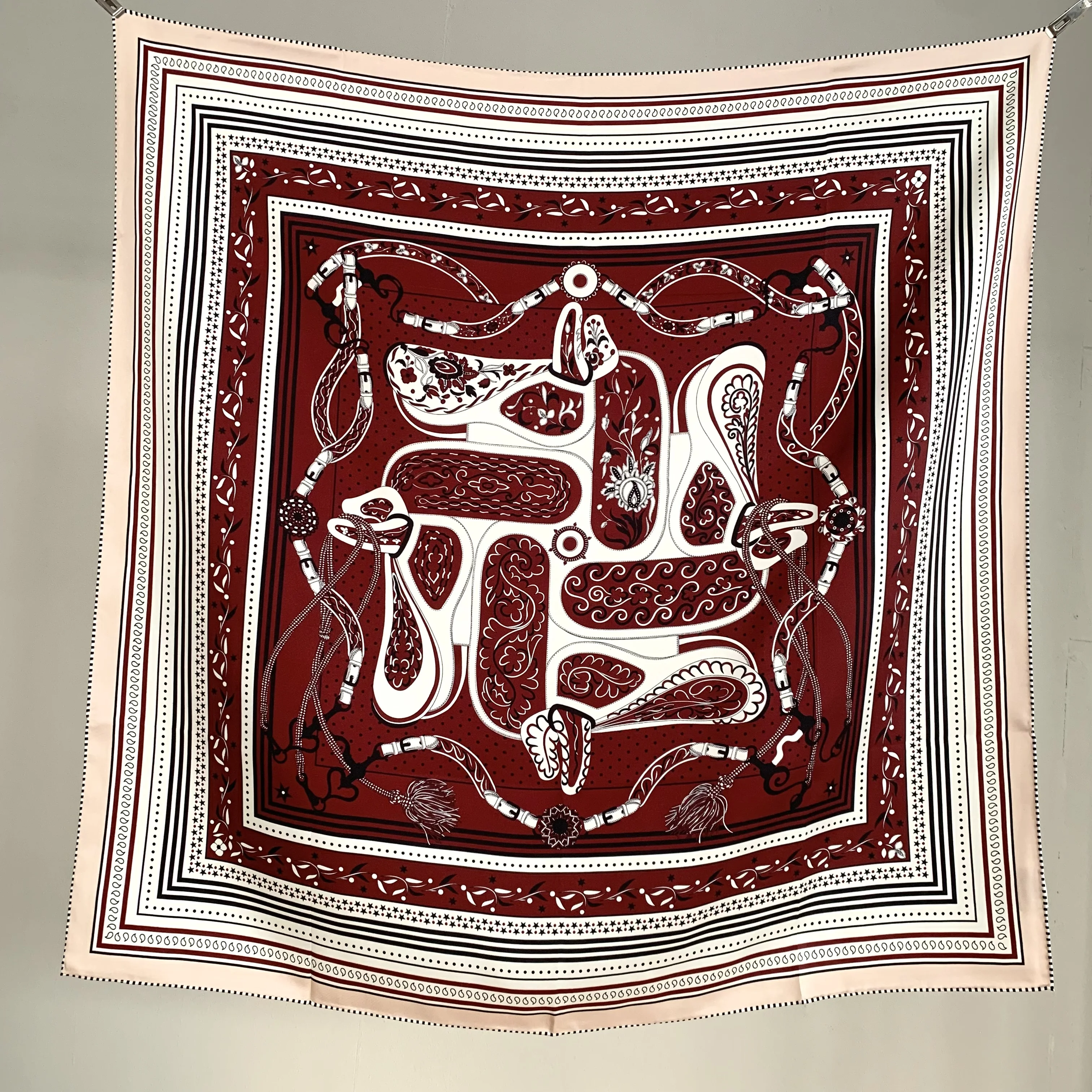 

90cm New Style 100% Mulberry Silk Twill Silk Scarf for Women with Handmade Edging 18mm Fashionable Sunscreen Headscarf Wrap