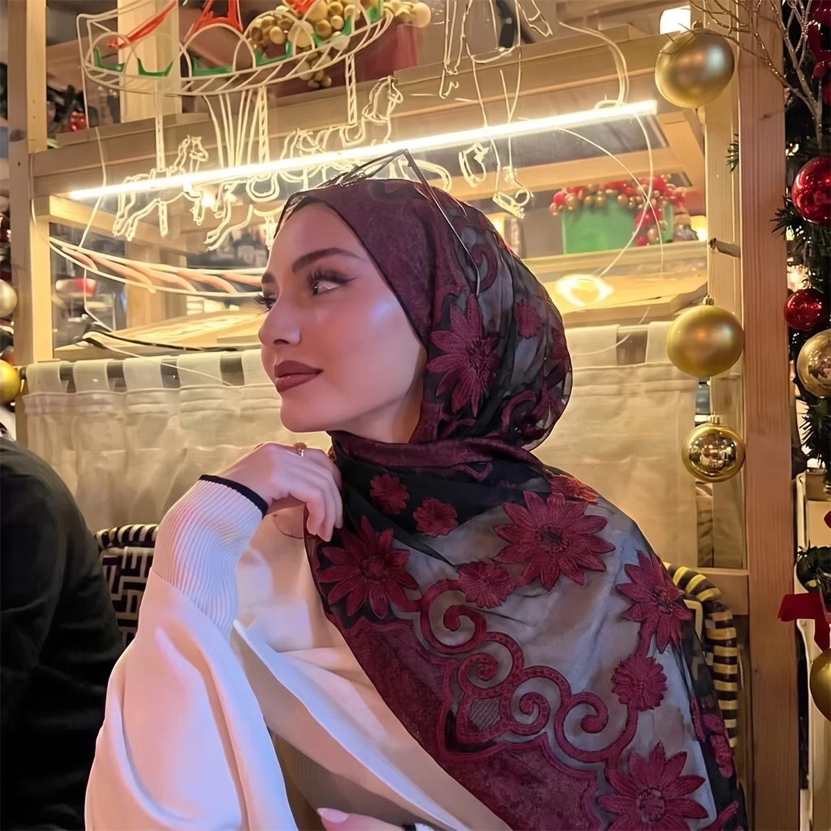 Vintage Blumen-Hijab-Schal für – Street Fashion Hijab Bewertung und Preis