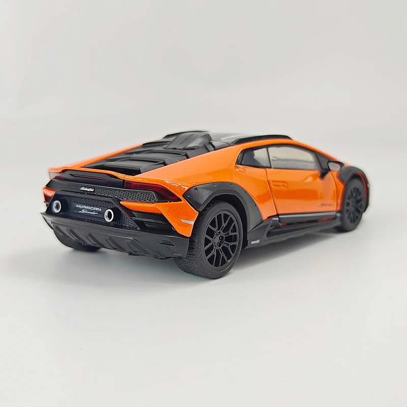 1:32 simulation Lamborghini Huracan alloy car model doors can be opened has simulated sound and lighting functions, rich details