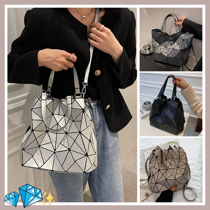 Fashion Artistic Shoulder Bag for Women Geometry Irregular Diamond Tote Large Capacity Handbag Woman Commute Crossbody Bags Gift