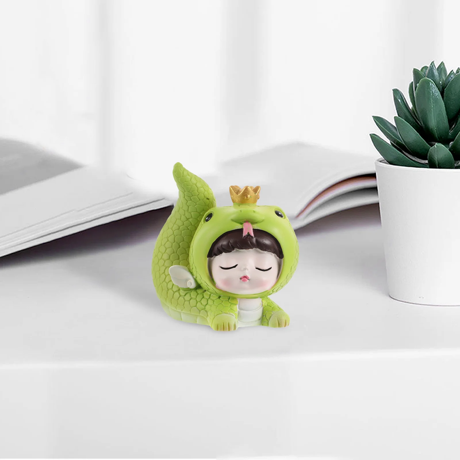 

2025 Snake Year Statue Exquisite Resin Craft Versatile Decor for Car Desk Office Chinese New Year Celebration Ornament