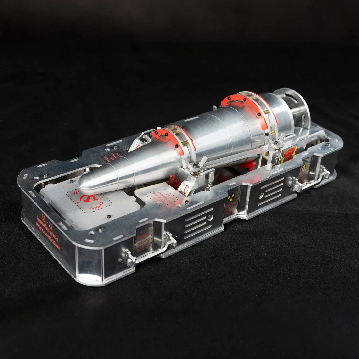 DIY Assembly Model Kit Desktop Ornaments Toy Gift for Adult SS-22 1/6 Full Metal Nuclear Warhead Model Assembly Kit