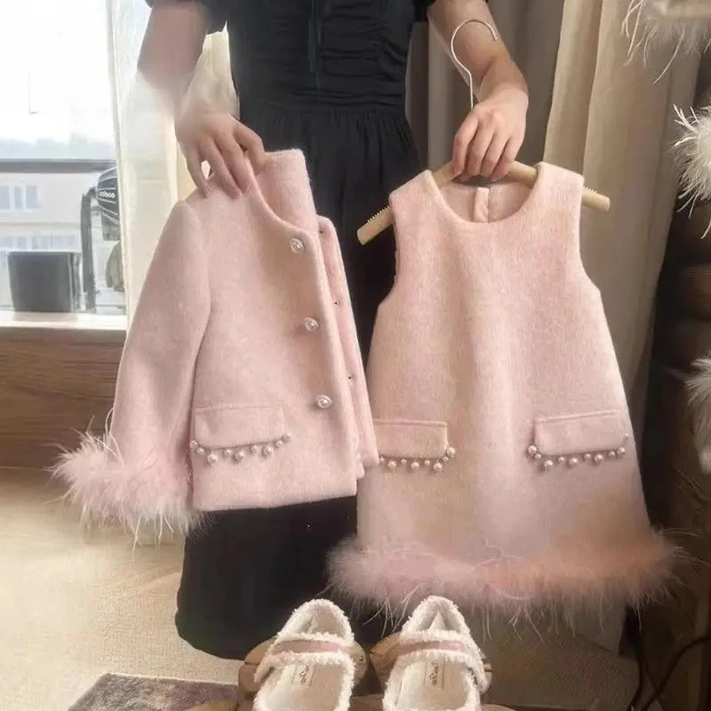 

Маленький ароматный комплект платьев для девочек, осень-зима 2021, новый детский на Рождество и Новый год с маленьким пальто, жилеткой и юбкой