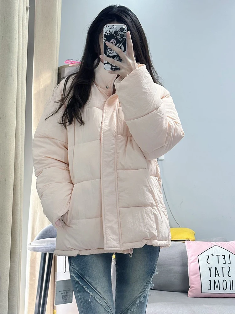 

Женская утепленная зимняя куртка KING BRAND из хлопка, розовая, с воротником-стойкой, с буквенным принтом, на молнии, уличный стиль, без пухового наполнителя