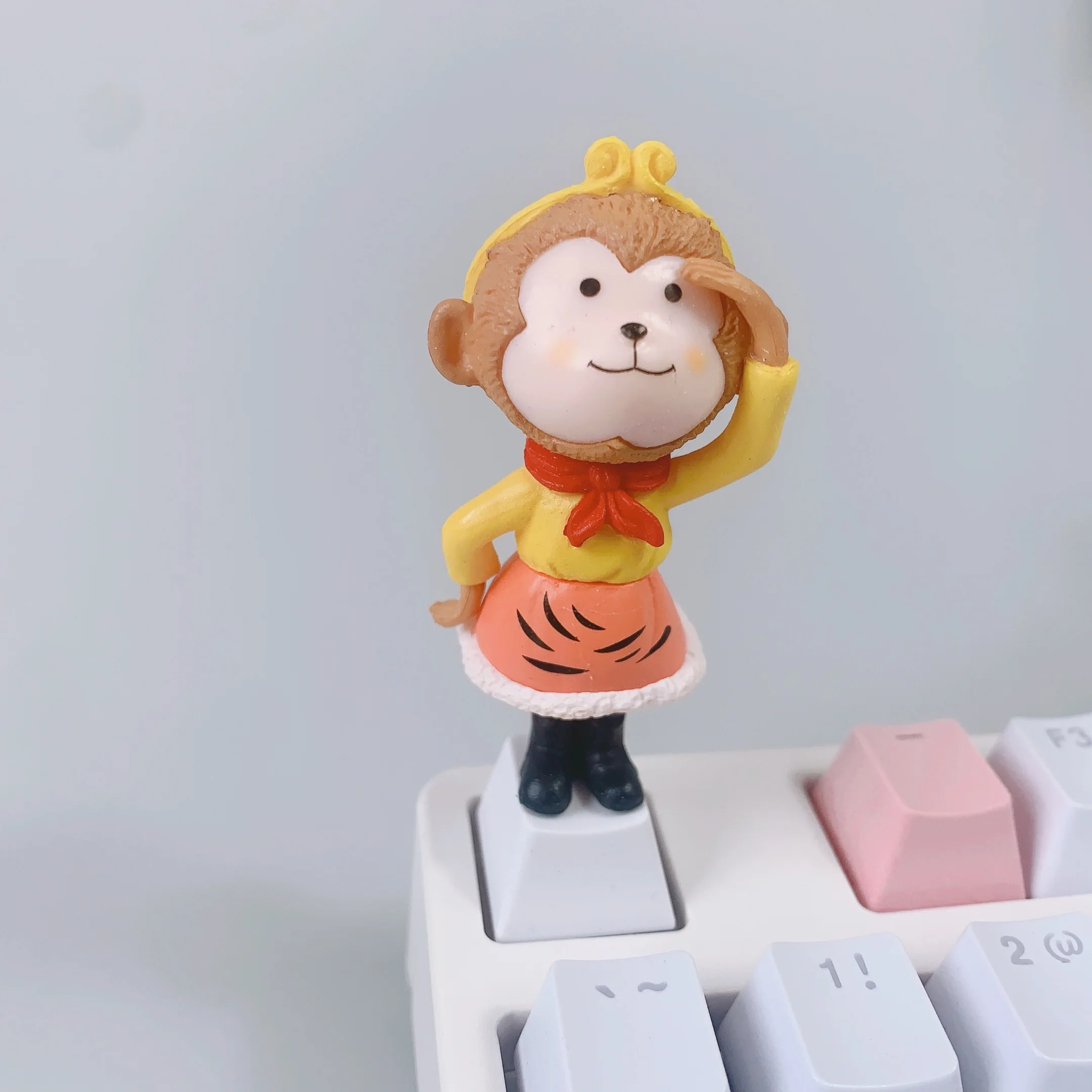 

Keycap Single Journey to the West Tang Seng Sun Wukong Pigsy Mechanical Keyboard Keycap Decoration