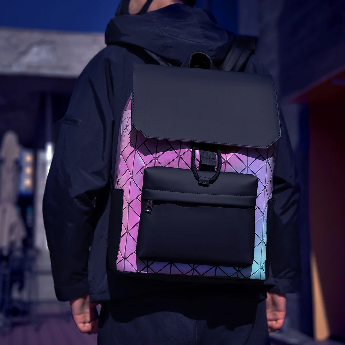 

Men's Iridescent Geometric Backpack, Water - resistant Trendy Rucksack, Multi - pocket Casual Bag