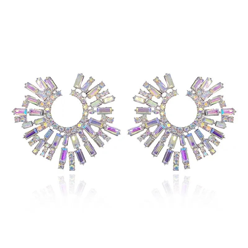 Luxury Exaggerated Crystal Earrings Large Circle Flower Shiny Rhinestone Stud Earrings for Women 2022 Trendy Fashion Jewelry
