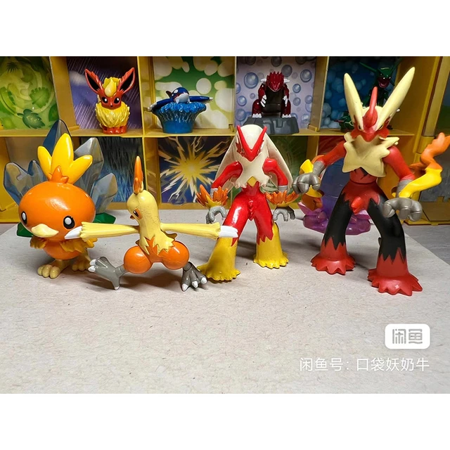 TOMY Original Pokemon Action Figure MC Series Torchic 