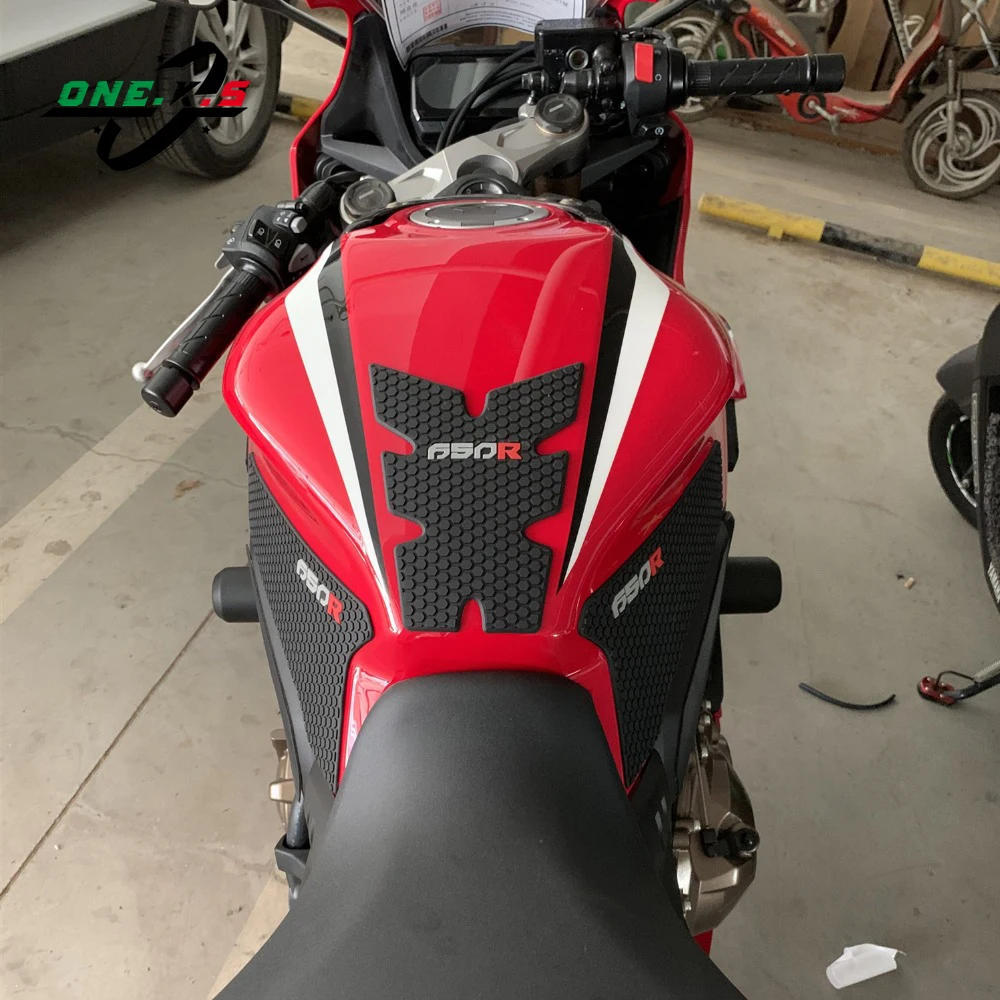 

High Quality Motorcycle Fuel tank Sticker For HONDA CBR650R CB650R 2019 2020 2021 2022 2023 Tank Pad Protector Decal