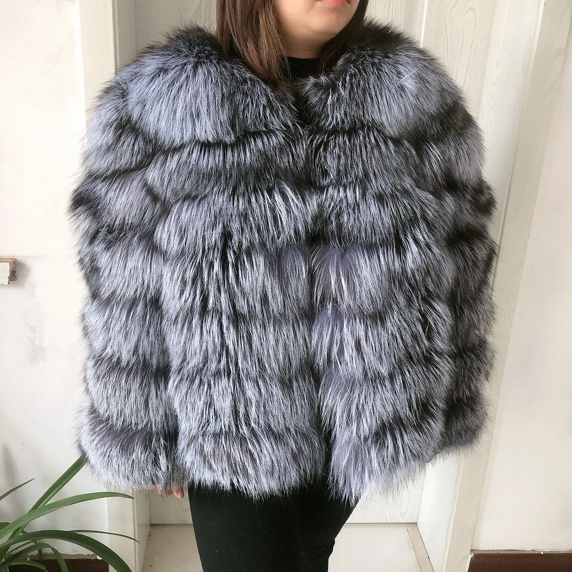 

Women's luxury Silver fox Fur coat Red Fox Fur Jacket Autumn/Winter Warm fur jacket natural fox fur women's winter coat