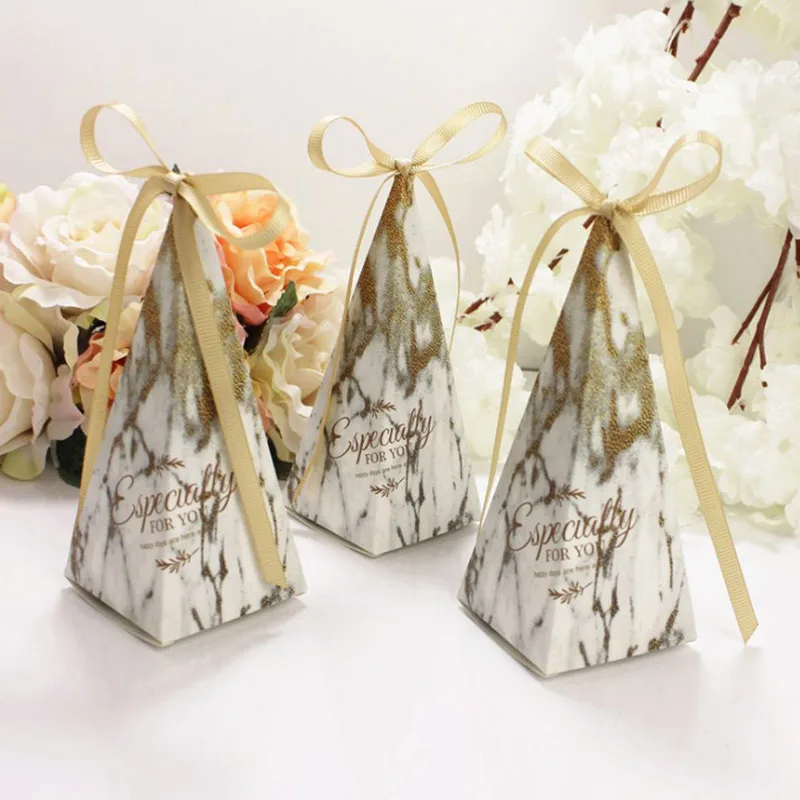 10pcs/lot High end Triangular Pyramid Chocolate Packaging Box Wedding  Dragees Box with Ribbon Gift Boxes for Events