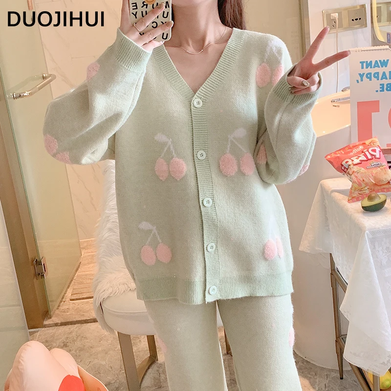 DUOJIHUI-Conjunto de pijama holgado para mujer, cárdigans sencillos con cuello en V, pantalones básicos, estampado de moda de invierno, pijamas suaves e informales para el hogar