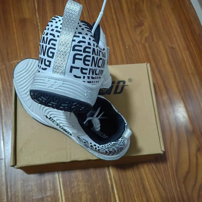 Professional Fencing competition sports shoes Lace Up Non-Slip Mens womens Indoor Sport Shoe High Quality Fencing training shoe