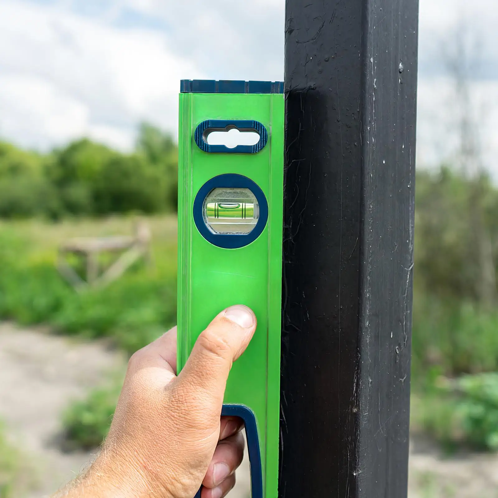 Mini Leveling Ruler 50 Pcs Round Bubble High Precision Small Cylindrical Vials Spirit Level Tool Bubble Level Floorescent