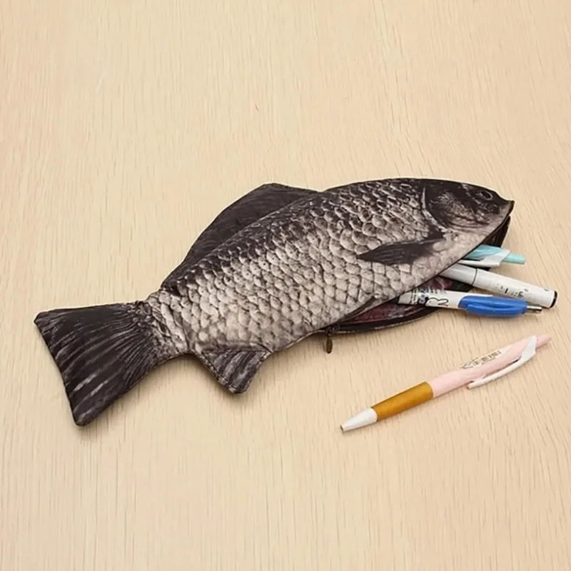 Carp Pen Bag Realistic Fish Shape Make-up Pouch Pen Pencil Case With Zipper Makeup Pouch Casual Gift Toiletry Wash Funny Handbag