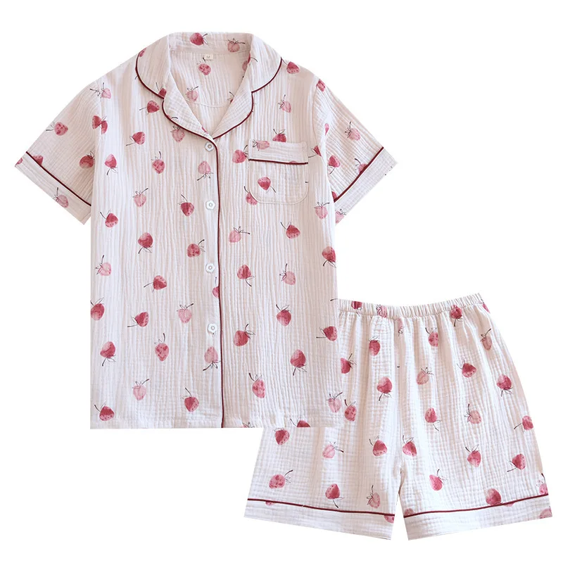 Summer/Autumn Strawberry Print Women\'s Pajamas Cotton Crepe Short Sleeved Shorts Suits Lapel Cute Loose Comfortable Home Clothes