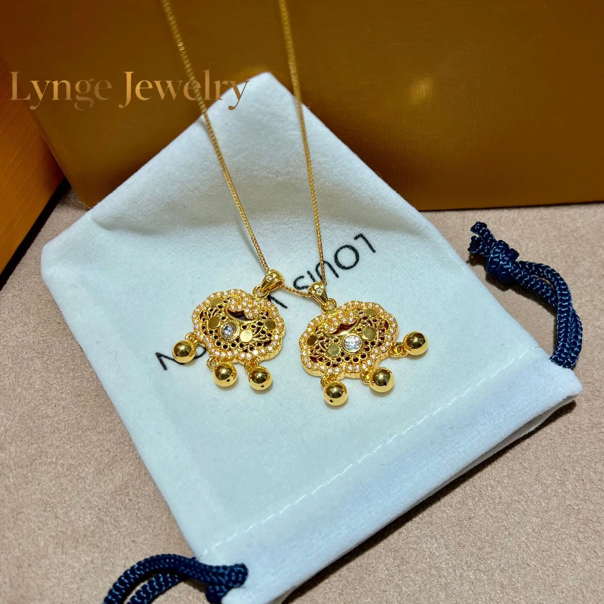 Lynge Jewelry Real 18K Gold Ruyi Lock Pendant  for Woman Luxury AU750 Pendant Necklace Fine Jewelry High-quality Banquet Gift