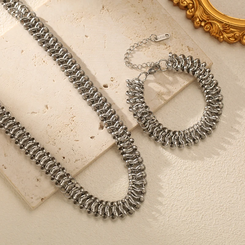 EILIECK Edelstahl Halsketten- und Armband-Set für Damen, Goldfarben, wasserdicht, mit markanter Metalltextur, dicker Kette, modisches Schmuckstück. – Detail 19