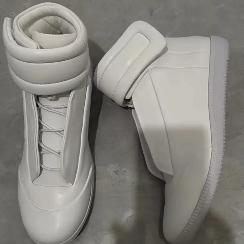 

High Top Casual Men's Shoes Plus Size Hook and Loop White Black Red Blue Color Casual Fashionable Sports Shoes Brand Design