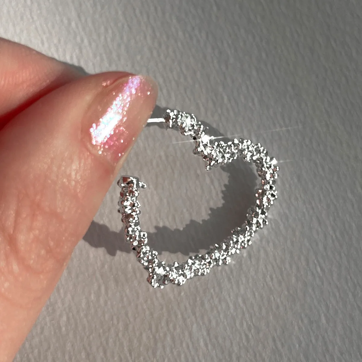 925 Silver Needle Love Heart Studs Women Niche Exaggerated Light Luxury Temperament Personalized High-Grade Minimalist Earrings