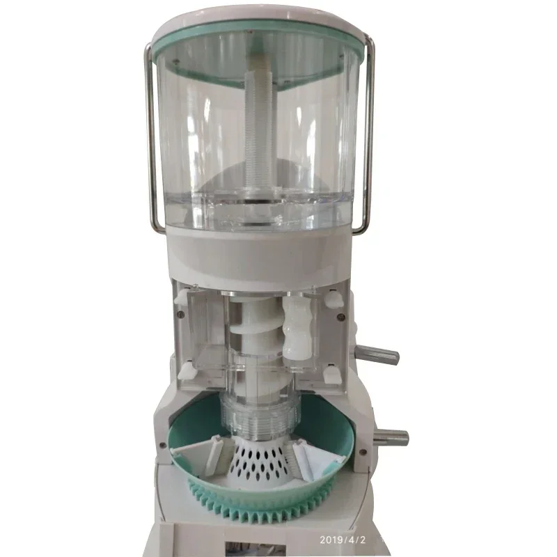 Household Manual Dumpling Machine/Mini Dumpling Machine Vertical Dough Ball Machine/Hand-Operated Dough Ball Packaging Machine