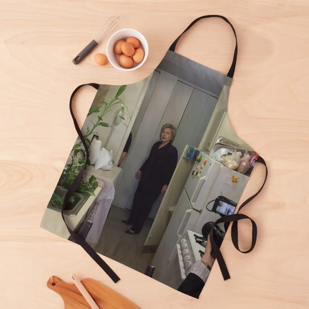 

Hillary Rodham Clinton in East Harlem (Kitchen) Apron Woman Kitchens Kitchen Novel Kitchen Accessories Customizable Apron