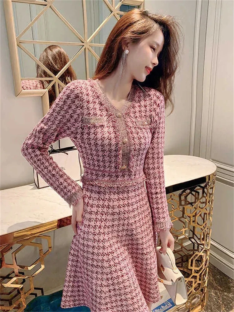 Houndstooth V-neck Knitted Dress Long Sleeve Women Spring Vintage Vestidos Slim Elegant Kleid V-neck Korean Knitwears Dresses