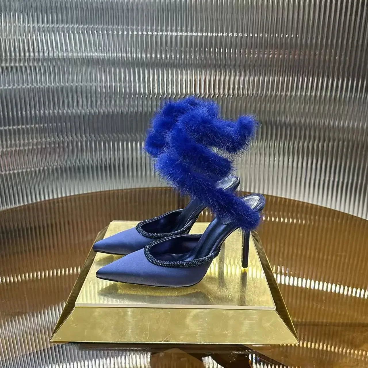 Fur Wrap Women Stiletto High Thin Heel Pumps Sandals 2026 Pointed Rhinestone Wedding Strap Party Satin Elegant Fashion Shoes