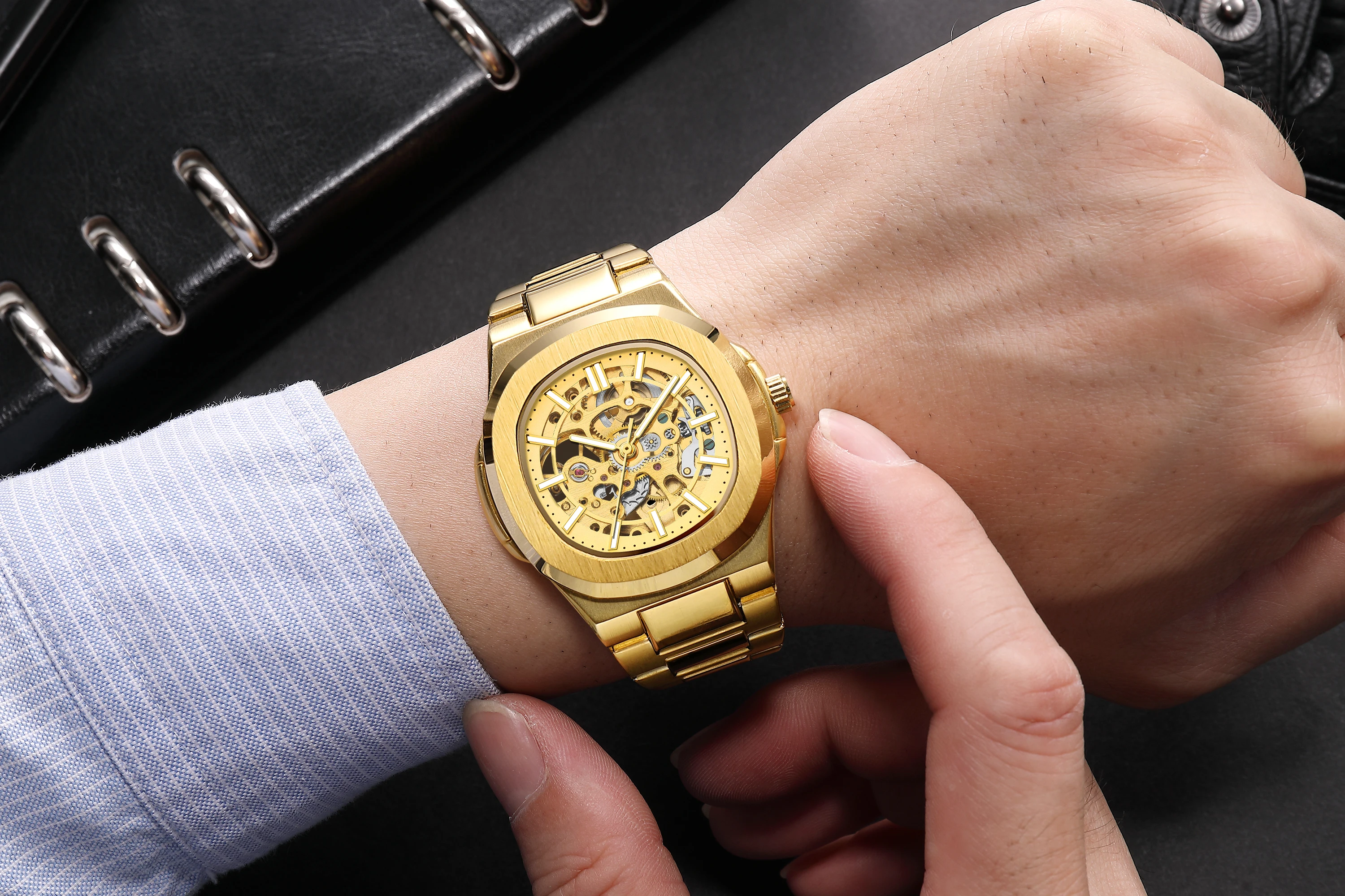 Herren Quarzuhr Mode Automatische Herrenuhr Edelstahl Wasserdicht Business Skelett-Uhr – Detail 9