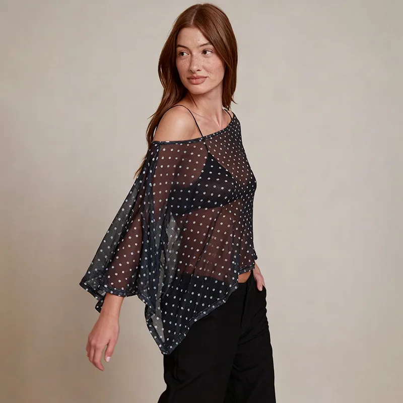 セクシーなオフショルダーイレギュラートップス、斜め襟、フルスリーブ、ポリエステル製レディースTシャツ、ストレートカット、薄手生地、中国製...