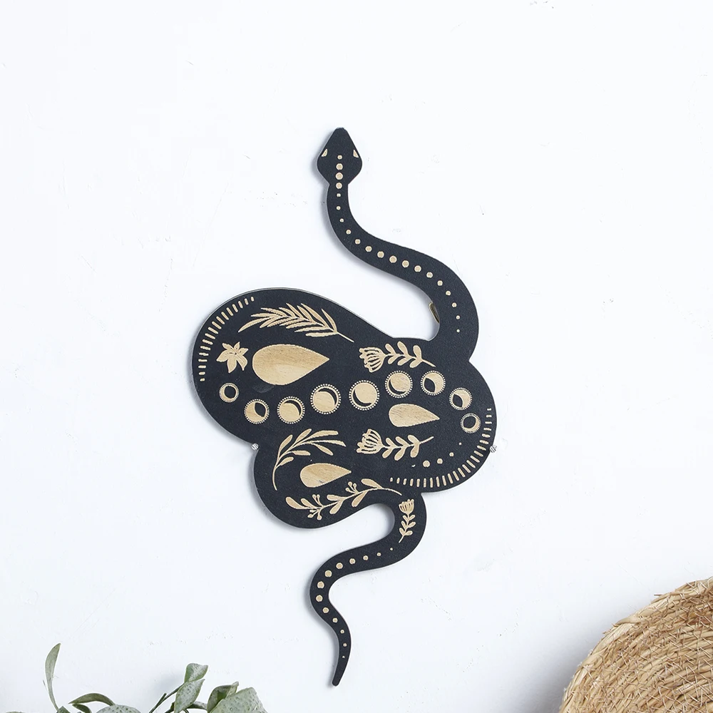 

Snake Wall Decor Black Wooden Snake Room Decor Witchy Art Hanging Sign for Kitchen Garden Home Bedroom Living Room Decoration