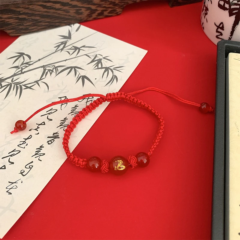 Pulsera de cuerda roja de la suerte del año de serpiente 2025, cadena de mano trenzada ajustable de serpiente del zodiaco, joyería de moda para mujer, regalo de Navidad y Año Nuevo