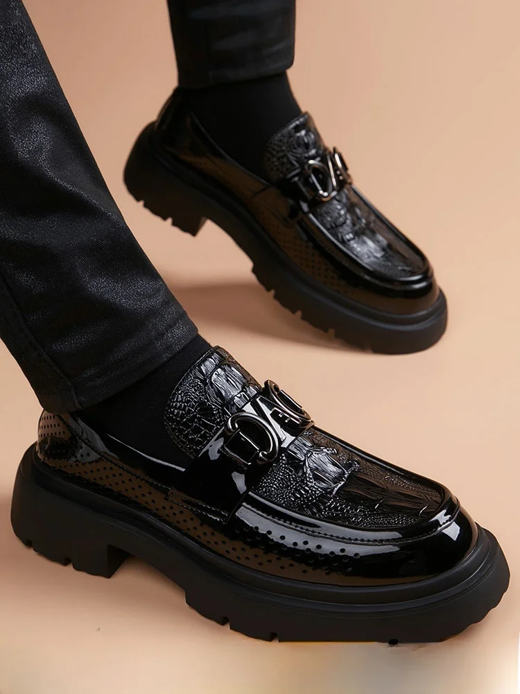 

Men's High-End Hollow out Breathable Casual oes Summer Anti-Odor Thi Bot Heightening Loers Versatile Comfortable oes