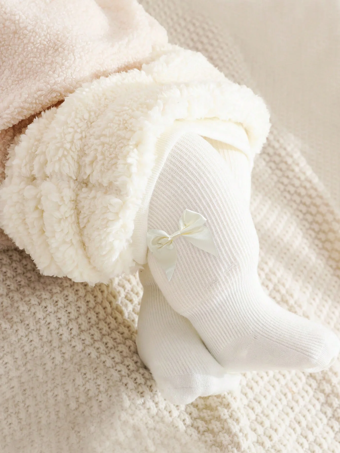 1 Pair of Children's Leggings with Silk Satin Bowknots, Thick Casual Winter Warm Tight Pantyhose for 6-72 Months Baby Girls