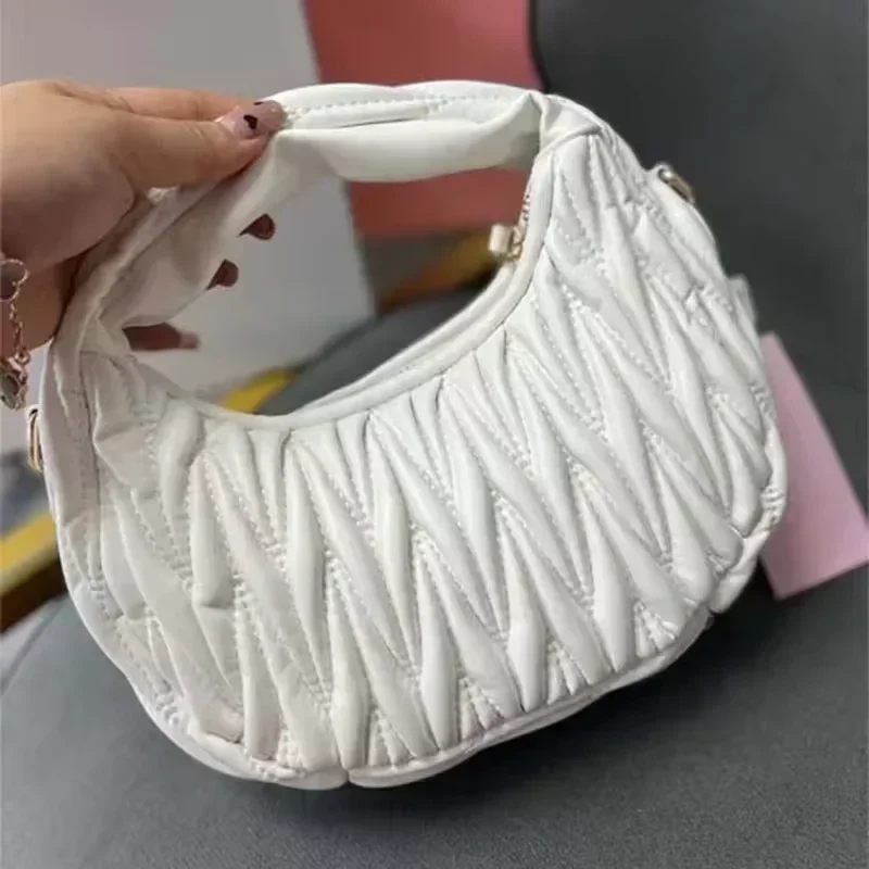 2024 Luxury Designer Women\'s Bag Shoulder Bags For Women Leather Fashion Pleated Cloud Pack Shopping