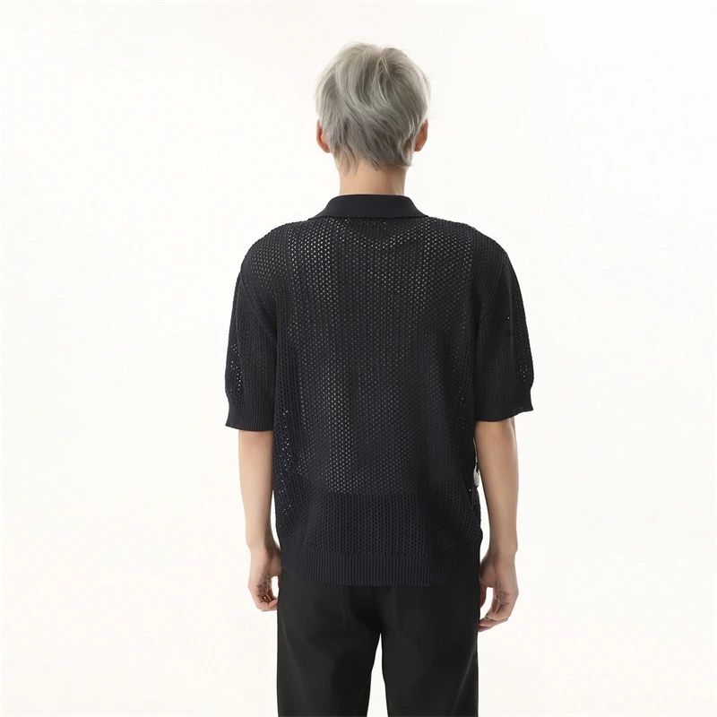 WTHT العصرية الرجال الكرتون طباعة زر الجوف خارج تصميم تي شيرت موضة قصيرة الأكمام التلبيب بلوزات فضفاضة الذكور 2025 الصيف 2A0588