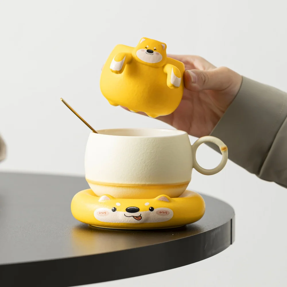 

Мультяшная кружка в форме собаки с заварником для чая, керамическая кофейная кружка с блюдцем и ложкой, фарфоровая чашка для воды