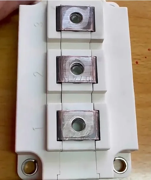 

IGBT Module Disassembly Tool, Damage-Free for FF300R12KE3 KT4