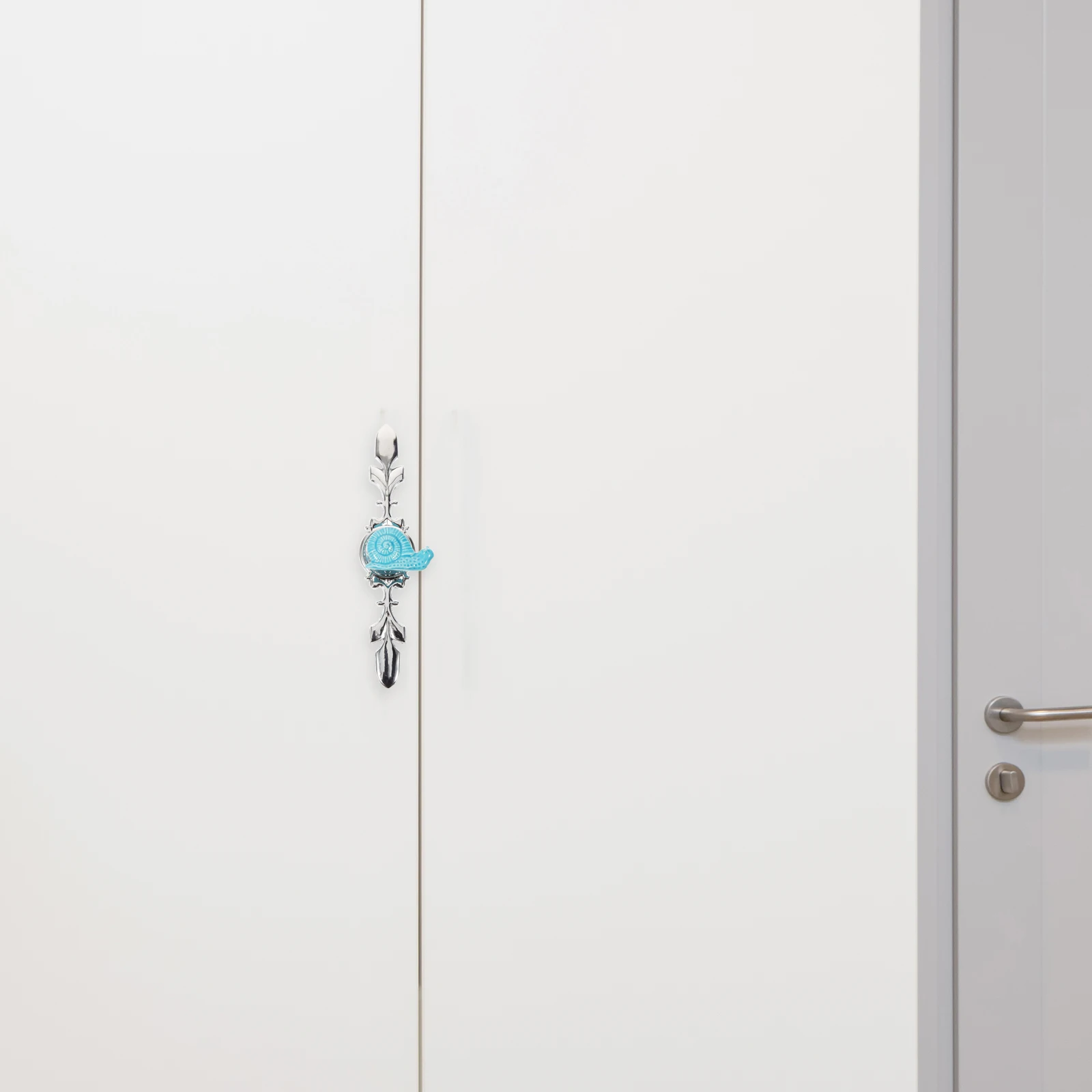 

Cabinet Handle Decorative Snail Pull Drawer Wardrobe Furniture Accessories Stable Installation Not Easy to Break Creative Unique